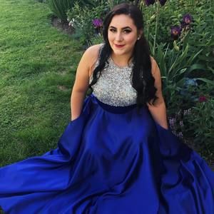 Meet your Posher, Leah